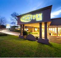 Century Inn Traralgon - Accommodation VIC