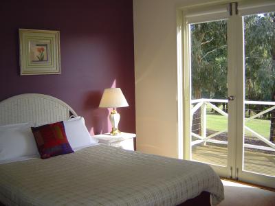 Gallery Apartments - Accommodation VIC 3