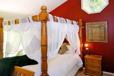 Weeroona - Accommodation VIC 4
