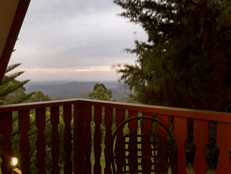 Christel And Tony's Chalet - Accommodation VIC 4