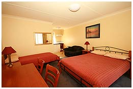Atwood Motor Inn - Accommodation VIC 1