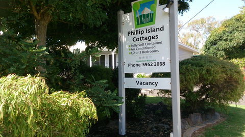 Phillip Island Cottages - Accommodation VIC 3