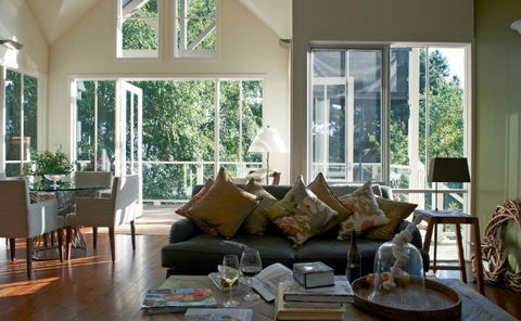 Lake House - Accommodation VIC 6