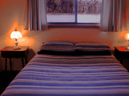 Lake Yalleena Cabins - Accommodation VIC