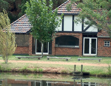 Lakeside Country Resort - Accommodation VIC 1