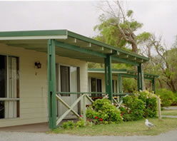 Rose Gardens Beachside Holiday Park - Accommodation VIC 1