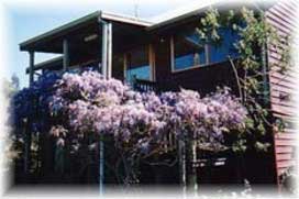 Chestnut Brook Cottage - Accommodation VIC 1