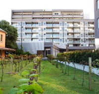 Honeysuckle Executive Apartments - Accommodation VIC