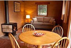 Blue Wren Cottage - Accommodation VIC 3