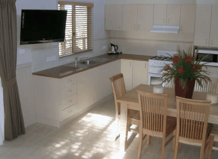 Lakesea Caravan Park - Accommodation VIC