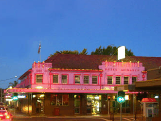 Monarch Motel Hotel - Accommodation VIC