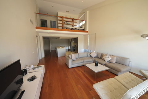 Mantra Aqua - Accommodation VIC 2