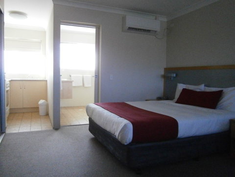 George Bass Motor Inn - Accommodation VIC 1
