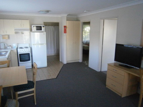 George Bass Motor Inn - Accommodation VIC 2