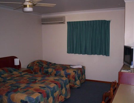 Carseldine Court Motel & Aspley Motel - Accommodation VIC 1