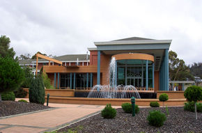 Country Club Tasmania - Accommodation VIC 3