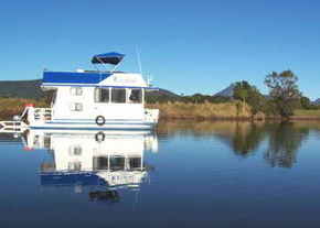 Tweed River House Boats - Accommodation VIC 3