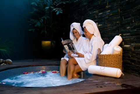 Q1 Spa - Gold Coast - Accommodation VIC 4