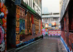 Melbourne By Foot - Accommodation VIC 4