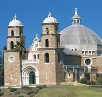 St Francis Xavier Cathedral - Accommodation VIC