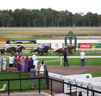 Pinjarra Race Club - Accommodation VIC