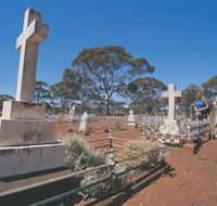Old Pioneer Cemetery Coolgardie - Accommodation VIC