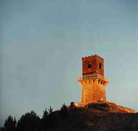 Centenary Tower - Accommodation VIC