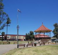 Gladstone Square - Accommodation VIC