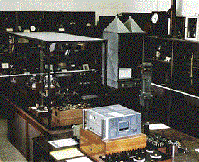 UQ Physics Museum - Accommodation VIC