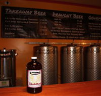 Brewbake at the Big Pineapple - Accommodation VIC