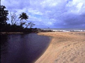 Bramston Beach QLD Accommodation VIC