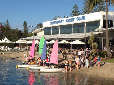 Southport Yacht Club Incorporated - Accommodation VIC 1