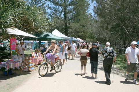 Coolangatta Beachfront Markets - Accommodation VIC 5