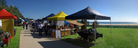 Coolangatta Beachfront Markets - Accommodation VIC 7