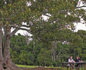 Ravensbourne QLD Accommodation VIC