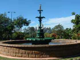 Band Rotunda And Fairy Fountain - Accommodation VIC 0