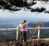 Picnic Point Lookout And Parkland - Accommodation VIC