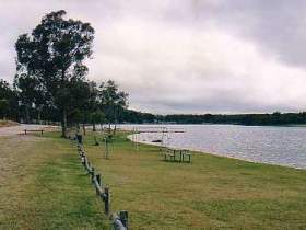 Storm King Dam - Accommodation VIC 0