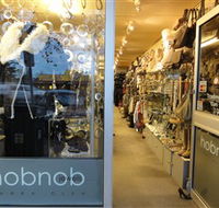 Hobnob Jewels - Accommodation VIC