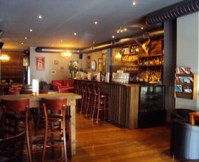 Bottlerocket Bar And Cafe - Accommodation VIC 0