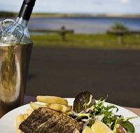 Hedys Restaurant at the Heads Hotel - Accommodation VIC