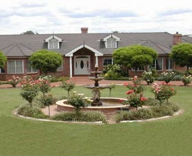 Cowra NSW Accommodation VIC