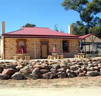 Uleybury Wines - Accommodation VIC