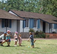 La Trobe's Cottage - Accommodation VIC