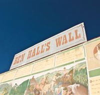 Ben Hall Wall - Accommodation VIC
