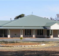 Bluebelles Art Gallery - Accommodation VIC