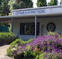 Crisp Galleries - Accommodation VIC