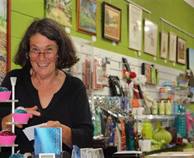 Artists On Parade Art Gallery - Accommodation VIC 0