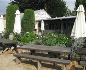 T'Gallant Winemakers - Accommodation VIC 1