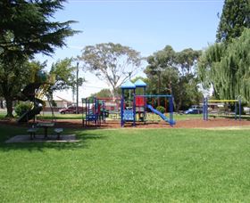 Coronation Park Yass - Accommodation VIC 1